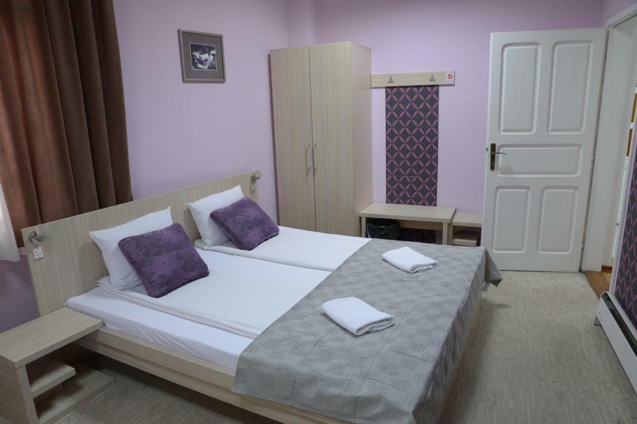 Guest House Golden Coin Nisz Zewnętrze zdjęcie